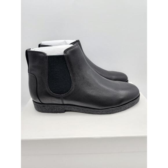 Vince Men's Bonham Leather Pull On Chelsea Boots Black 10 US NEW